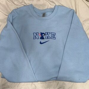 NIKE - Stitch Crewneck